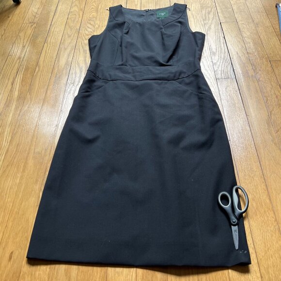 J.Crew Size 4 Black Suiting Lightweight Wool Tailored Sleeveless Sheath Career - Picture 12 of 16
